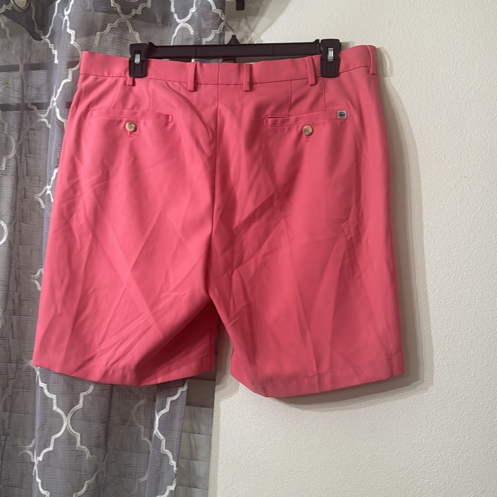 Peter Millar shorts size 38 - Picture 4 of 8